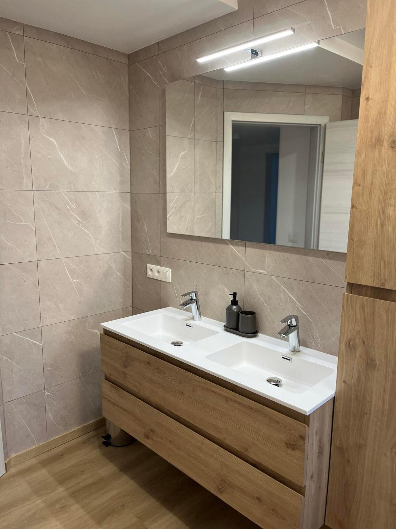 Residence De La Roseraie Florenville Εξωτερικό φωτογραφία